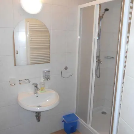 アパート Tatran A-29 ドノヴァリ